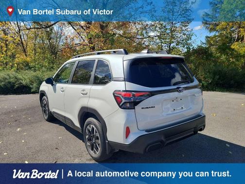 2025 Subaru Forester Premium