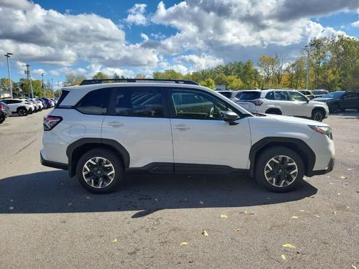 2025 Subaru Forester Premium