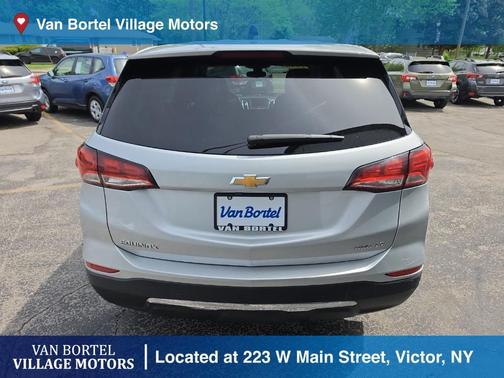 Silver Ice Metallic 2022 Chevrolet Equinox 1LT
