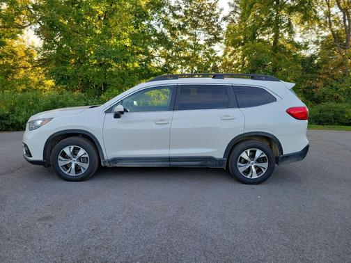 2022 Subaru Ascent Premium 8-Passenger