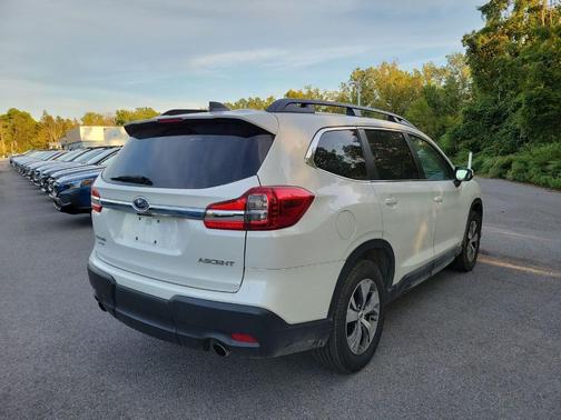 2022 Subaru Ascent Premium 8-Passenger