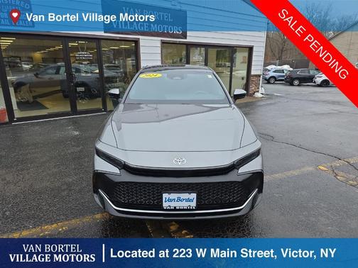 2024 Toyota Crown Limited