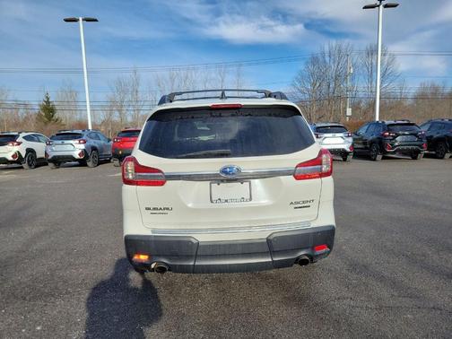 2020 Subaru Ascent Limited 8-Passenger