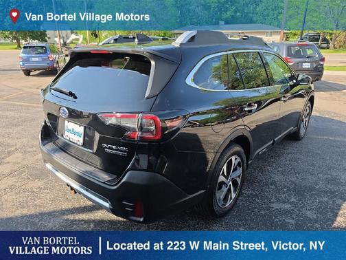Crystal Black Silica 2020 Subaru Outback Touring XT