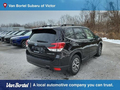 2022 Subaru Forester Premium