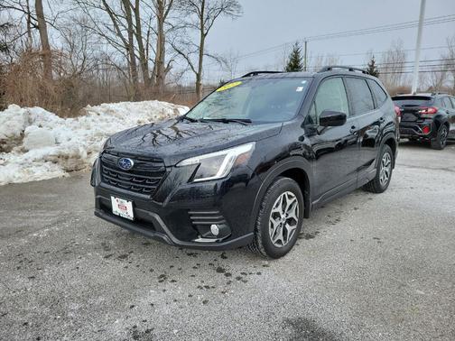 2022 Subaru Forester Premium