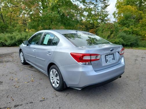 2022 Subaru Impreza Base