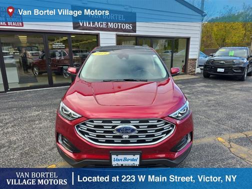 2019 Ford Edge Titanium
