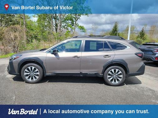 Brilliant Bronze Metallic 2023 Subaru Outback Limited