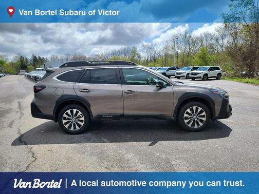 Brilliant Bronze Metallic 2023 Subaru Outback Limited