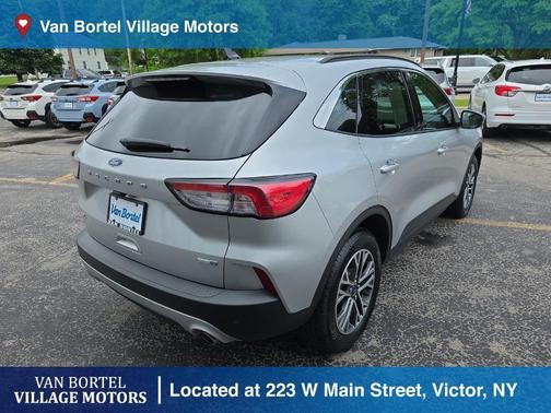 2020 Ford Escape SEL