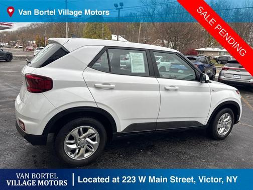 2021 Hyundai VENUE SE