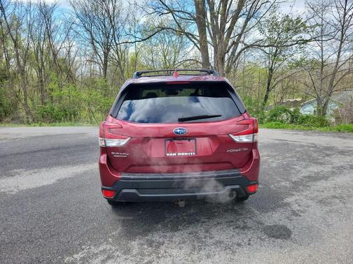 Crimson Red Pearl 2019 Subaru Forester Limited