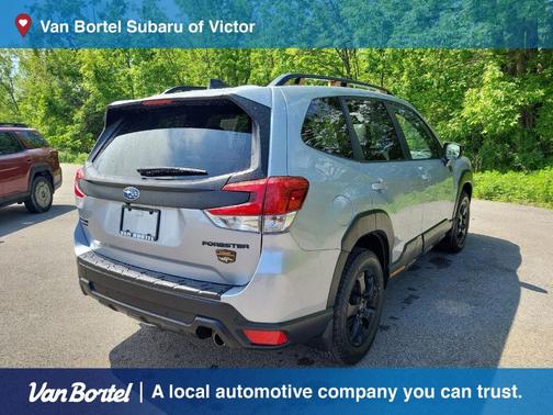 Ice Silver Metallic 2024 Subaru Forester Wilderness