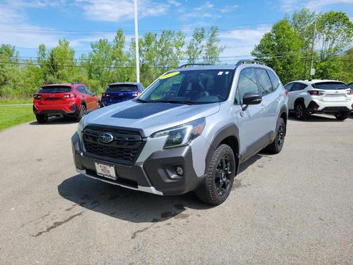 Ice Silver Metallic 2024 Subaru Forester Wilderness
