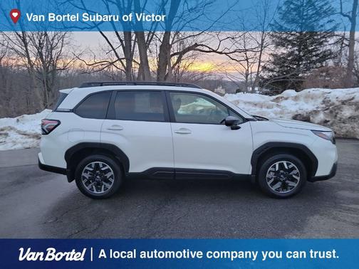 2025 Subaru Forester Premium