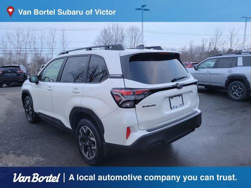 2025 Subaru Forester Premium