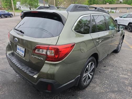Wilderness Green Metallic 2019 Subaru Outback 2.5i Limited