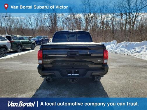 2022 Toyota Tacoma SR