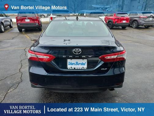 2019 Toyota Camry XLE