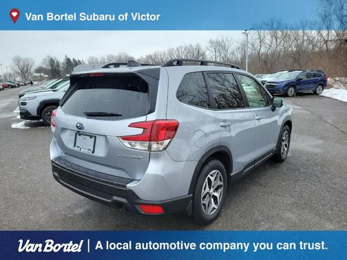 2024 Subaru Forester Premium