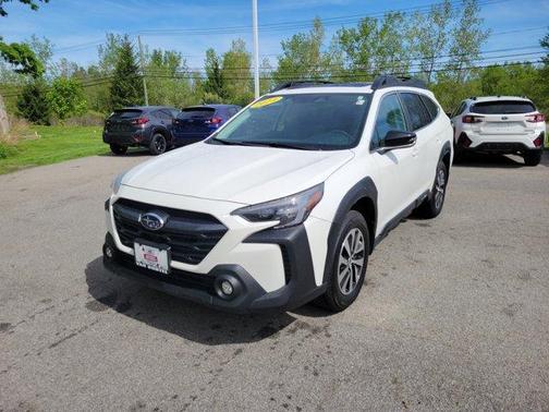 Crystal White Pearl 2024 Subaru Outback Premium