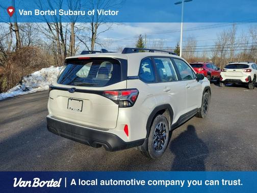 2025 Subaru Forester Base