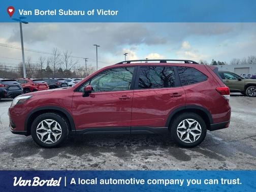 2023 Subaru Forester Premium