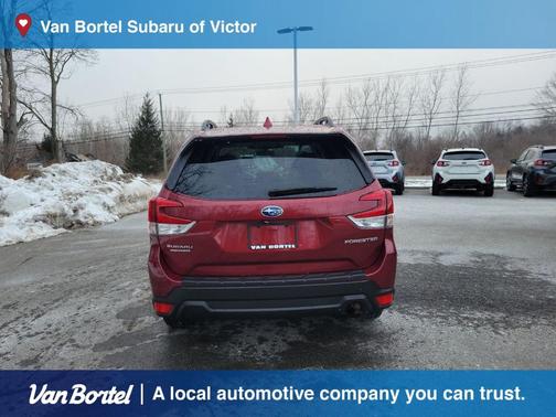 2023 Subaru Forester Premium