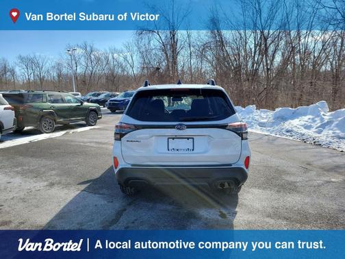 2025 Subaru Forester Premium