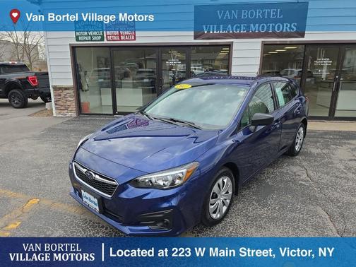 Lapis Blue Pearl 2017 Subaru Impreza 2.0i
