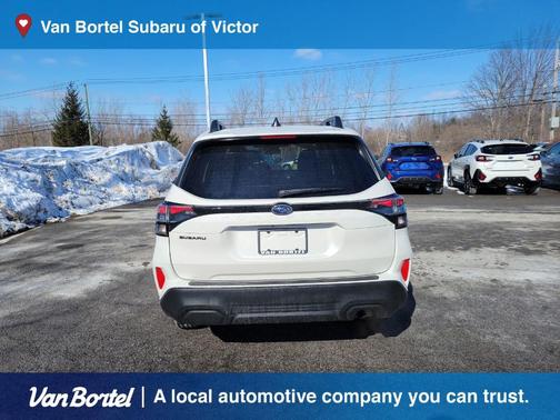 2025 Subaru Forester Premium