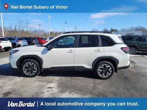 2025 Subaru Forester Premium