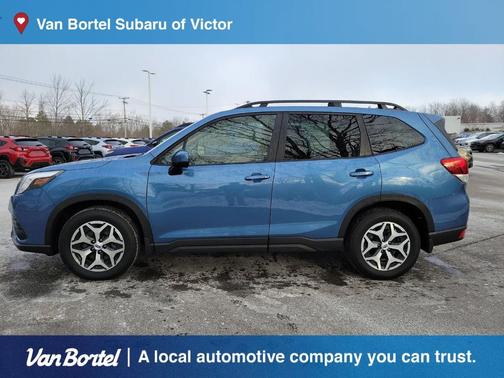 2023 Subaru Forester Premium