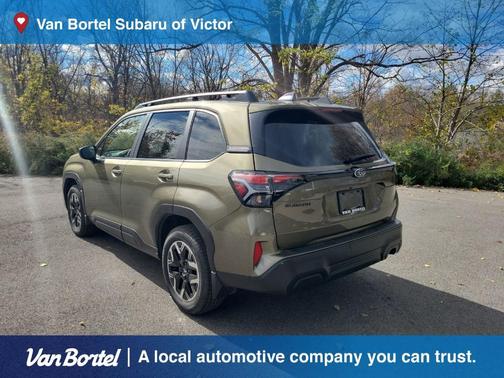 2025 Subaru Forester Premium