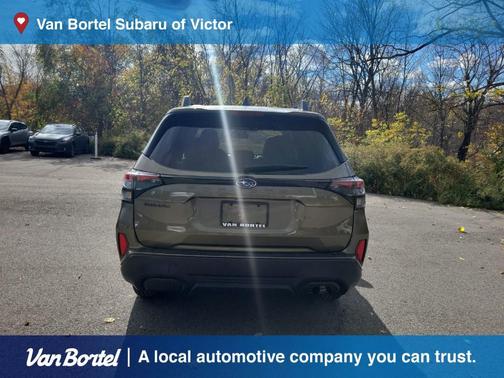 2025 Subaru Forester Premium