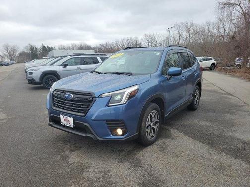 Horizon Blue Pearl 2023 Subaru Forester 2.5i Premium