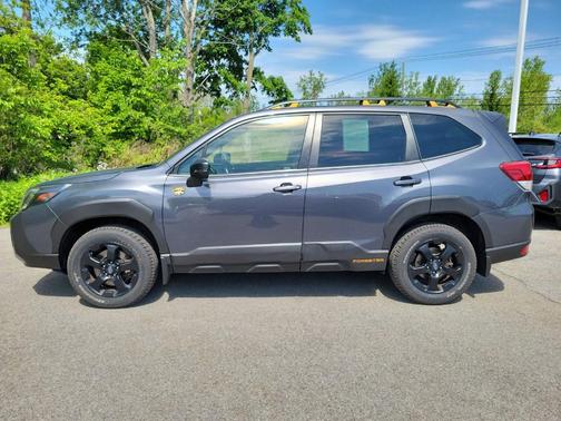 Magnetite Gray Metallic 2023 Subaru Forester Wilderness