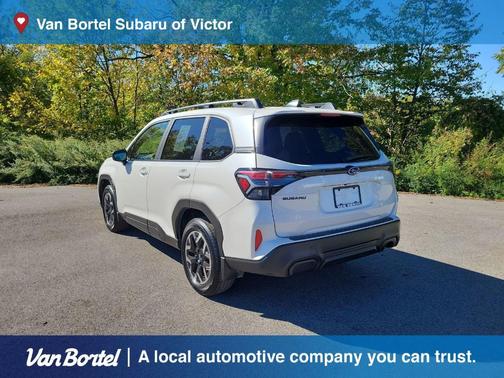 2025 Subaru Forester Premium