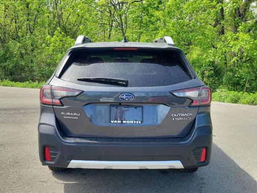 Magnetite Gray Metallic 2021 Subaru Outback Touring XT