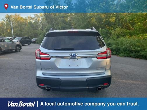 2022 Subaru Ascent Limited 8-Passenger