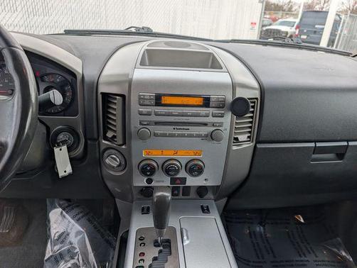Galaxy 2006 Nissan Titan LE Crew Cab