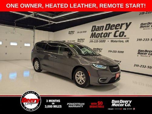 Granite Crystal Clearcoat Metallic 2021 Chrysler Pacifica Touring-L