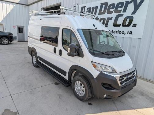 2025 RAM ProMaster 1500 Base
