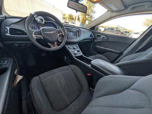 Phantom Black Tri Coat Pearl 2016 Chrysler 200 Limited
