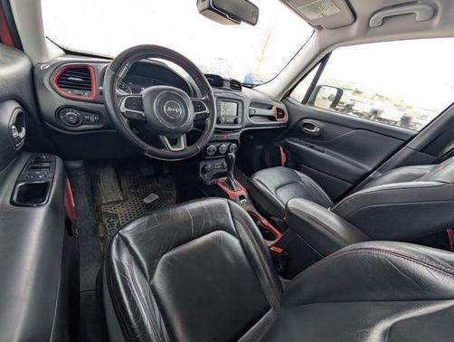 2017 Jeep Renegade Trailhawk
