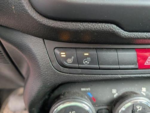 2017 Jeep Renegade Trailhawk