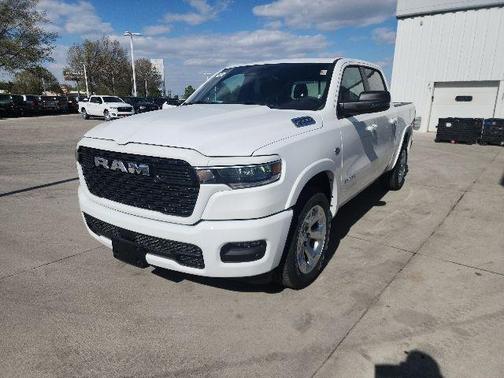 Bright White Clearcoat 2026 RAM 1500 Big Horn