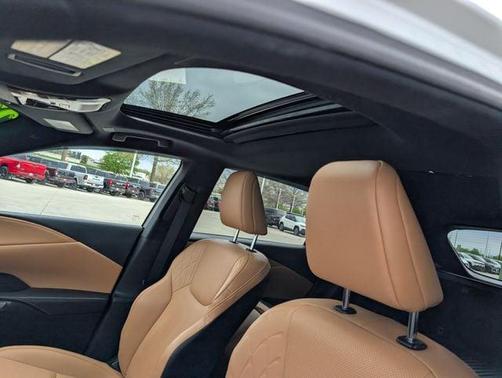 Eminent White Pearl 2023 Lexus RX 350h Premium