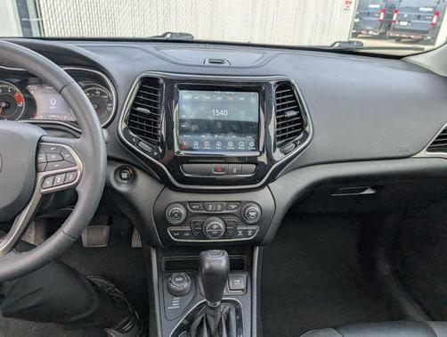 Diamond Black 2022 Jeep Cherokee Limited